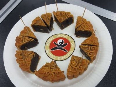 Taiji mooncake